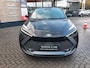 Toyota C-HR 1.8 HYBRID 140 DYNAMIC ALL-SEASON STOEL/STUURVERW NAVI PARK-SENSOREN ELEK-ACHTERKLEP BLIND-SPOT DRAADLOOS-LADEN APPLE/ANDROID