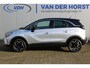 Opel Crossland 1.2-110pk Turbo 'Elegance'. Mooie en luxe hoogzitter met weinig km's ! Volautm. airco dual, cruise control, camera, comfortstoelen, metallic lak, LM wielen, navigatie, telefoonvoorb., lane- en side assist, parkeersensoren v+a, LED verlichting etc.