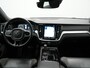 Volvo V60 T6 Recharge AWD R-Design Plug In Hybrid 340pk Dealer O.H PHEV | Trekhaak Af Fabriek | Camera | Harman & Kardon | Lederen Sporstoelen Memory & Verwarmd | Apple Carplay | Cruise Control | Navigatie | Virtual | DAB |
