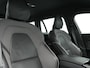 Volvo V60 T6 Recharge AWD R-Design Plug In Hybrid 340pk Dealer O.H PHEV | Trekhaak Af Fabriek | Camera | Harman & Kardon | Lederen Sporstoelen Memory & Verwarmd | Apple Carplay | Cruise Control | Navigatie | Virtual | DAB |