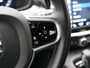 Volvo V60 T6 Recharge AWD R-Design Plug In Hybrid 340pk Dealer O.H PHEV | Trekhaak Af Fabriek | Camera | Harman & Kardon | Lederen Sporstoelen Memory & Verwarmd | Apple Carplay | Cruise Control | Navigatie | Virtual | DAB |