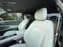 Hyundai Ioniq 6 Lounge 77.4 kWh | Lichte lederen bekleding | Warmtepomp & V2L | Geïntegreerde navigatie | Apple Carplay & Android Auto | Adaptieve Cruisecontrol | Camera | Warmtepomp | Stoel & stuur verwarming | Premium audio BOSE |