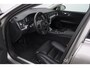 Volvo V60 T6 340PK Automaat Recharge AWD Inscription / Panoramadak / BLIS / Parkeersensoren met camera / Elektrische achterklep / Stoel - en stuurwielverwarming / Getint glas / Adaptieve cruise control