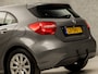 Mercedes-Benz A-klasse 180 Sport (NAVIGATIE, CLIMATE, SPORTSTOELEN, STOELVERWARMING, ZWART HEMEL, BLUETOOTH, NIEUWE APK, NIEUWSTAAT)