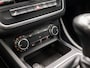 Mercedes-Benz A-klasse 180 Sport (NAVIGATIE, CLIMATE, SPORTSTOELEN, STOELVERWARMING, ZWART HEMEL, BLUETOOTH, NIEUWE APK, NIEUWSTAAT)