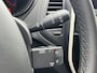 Renault Captur 0.9 TCe Limited | Trekhaak | All-Season | Navigatie | Key-less | Stoelverwarming | Parkeersensoren | DAB | Lichtmetaal | Cruise Control | Airco |