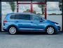 Volkswagen Touran 1.4 TSI Highline 7 Persoons | Adaptive LED | Navigatie | Stoelverwarming | Climate Control | Adaptive Cruise Control | Velours Bekleed | ErgoActive Seats | Massage Stoel | Apple Carplay | Android Auto |