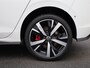 Volkswagen Golf 1.5 eHybrid GTE 272 Pk | Automaat | Plug-In | Volledig Lederen Bekleding | Panorama Dak | Sportpakket (DCC) | Head-Updisplay | 18 Inch Lichtmetaal Catania | Trekhaak | Stoelverwarming | Stuurwielverwarming | Achteruitrijcamera | Navigatie | Digital Cockpit Pro | LED Matrix | Black Style