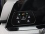 Volkswagen Golf 1.5eTSI/150PK R-Line DSG · Panoramadak · Stoel- & Stuurverwarming · Camera + Parkeersensoren · Garantie tot februari 2026
