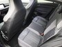 Volkswagen Golf 1.5eTSI/150PK R-Line DSG · Panoramadak · Stoel- & Stuurverwarming · Camera + Parkeersensoren · Garantie tot februari 2026