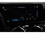 Mercedes-Benz A-klasse 200 163pk Automaat Progressive Navigatie Camera Lane Assist Stoelverwarming LED DAB Keyless Go Lichtmetalen Velgen