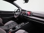 Volkswagen Golf 2.0 TSI GTI Clubsport 300 PK | Automaat | Leder | Panorama Dak | LED Matrix | Stoelverwarming | Stuurwielverwarming | Keyless | Digitale Cockpit Pro | Navigatie | Achteruitrijcamera