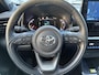 Toyota Yaris Cross 1.5 HYBRID STYLE PANO-DAK STOEL/STUURVERW NAVI APPLE/ANDROID HEAD-UP EL-ACHTERKLEP KEYLESS