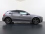 Mercedes-Benz A-klasse 250 e AMG Line | Panorama - Schuifdak | Trekhaak Wegklapbaar | Verwarmd Stuurwiel | Smartphone Integratie | Dodehoekl Assistent | Night Pakket | Klasse 3 Alarm