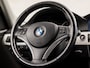 BMW 3-Serie Touring 316i Sportline (YOUNGTIMER, NAVIGATIE, CLIMATE, SPORTSTOELEN, PARKEERSENSOREN, CRUISE, DAKRAILS, BLUETOOTH, NIEUWE APK, NIEUWSTAAT)
