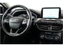 Ford Focus Wagon 1.5 EcoBoost Vignale | Trekhaak | Pdc v/a | Cruise | Navi |