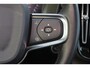 Volvo XC40 T3 Momentum Pro - Intellisafe Assist/Surround - Sensus Navi - LED-koplampen - Climate Control - Parkeercamera achter - Parkeersensoren v/a - Trekhaak semi elektrisch inklapbaar