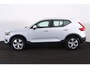 Volvo XC40 T3 Momentum Pro - Intellisafe Assist/Surround - Sensus Navi - LED-koplampen - Climate Control - Parkeercamera achter - Parkeersensoren v/a - Trekhaak semi elektrisch inklapbaar