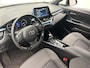 Toyota C-HR 2.0 Hybrid Bi-Tone Carplay Camera Climate-control Cruise