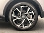Toyota C-HR 2.0 Hybrid Bi-Tone Carplay Camera Climate-control Cruise