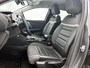 Citroën E-C4 EV Shine 50 kWh 136pk | Navigatie | Achteruitrijcamera | Half Lederen comfortstoelen | Climate Control | Adaptieve Cruise Control | Full Led koplampen | Head-up display | Parkeersensoren v+a | Keyless | Dodehoeksensor | Stuurverwarming | Apple Carplay / Android Auto | Bluetooth | DAB+ radio | Donker getint glas | 18" lichtmetalen velgen |