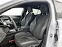 Peugeot 408 GT 1.6 Plug-in HYbrid 180pk Automaat | Navigatie | Achteruitrijcamera | Matrix LED koplampen | Leder/Alcantara | Handsfree Achterklep | Adaptieve Cruise Control | Parkeersensoren v+a | Keyless | Draadloze Apple Carplay / Android Auto | Armsteun | Stuurverwarming | Donker getint glas | 19" lichtmetalen velgen |