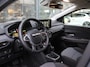 Dacia Jogger 1.6 Hybrid 140 Extreme 7p. AUTOMAAT / 19.000KM! / CAMERA / CRUISE / NAVI / CLIMATE / KEYLESS / PDC / PRIVACY GLASS / DAB / ARMSTEUN / APPLE CARPLAY / ANDROID AUTO / 16'' LMV