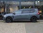 Dacia Jogger 1.6 Hybrid 140 Extreme 7p. AUTOMAAT / 19.000KM! / CAMERA / CRUISE / NAVI / CLIMATE / KEYLESS / PDC / PRIVACY GLASS / DAB / ARMSTEUN / APPLE CARPLAY / ANDROID AUTO / 16'' LMV