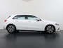 Mercedes-Benz A-klasse 160 Business Solution | Achteruitrij Camera | DAB+ Radio | Parkeersensoren Voor + Achter | Stoelverwarming | Navigatie