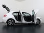Mercedes-Benz A-klasse 160 Business Solution | Achteruitrij Camera | DAB+ Radio | Parkeersensoren Voor + Achter | Stoelverwarming | Navigatie