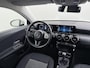Mercedes-Benz A-klasse 160 Business Solution | Achteruitrij Camera | DAB+ Radio | Parkeersensoren Voor + Achter | Stoelverwarming | Navigatie