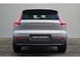 Volvo XC40 2.0 B4 Plus Dark | 2000 kg trekgewicht | Trekhaak | Stuur & Stoelverwarming | Pilot Assist | Elektrische Achterklep | Elektrische Stoelen | Google Services | Harman Kardon | 18 inch Licht Metaal