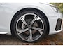 Audi A4 Avant 40 TFSI quattro S edition 204PK Elc. Stoel