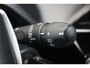 Peugeot 2008 1.2 Hybrid 136 Allure | Cruise | Carplay | Clima | DAB | Parkeersens. V+A | LED | LMV 17" | Cruise | Carplay | Clima | DAB | Parkeersens. V+A | LED | LMV 17" |