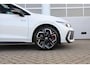 Volkswagen Golf GTE 1.5 eHybrid 272pk | SoH 100% | Trekhaak | Panoramadak | Stoelverkoeling/Verwarming | Head-up Display