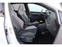 Volkswagen Golf GTE 1.5 eHybrid 272pk | SoH 100% | Trekhaak | Panoramadak | Stoelverkoeling/Verwarming | Head-up Display
