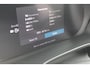 Volvo XC40 Recharge P8 AWD R-Design 20" lm velgen / Warmtepomp / Extra getint glas vanaf de B-Stijl / Google infotainment