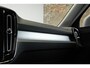 Volvo XC40 T2 Automaat Business Pro | Adaptive cruise control | Parkeersensoren voor + achter | Parkeercamera | Volvo on Call | Stuurwielverwarming | Comfortstoelen | Volvo on Call | Dealeronderhouden