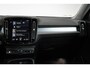 Volvo XC40 T2 Automaat Business Pro | Adaptive cruise control | Parkeersensoren voor + achter | Parkeercamera | Volvo on Call | Stuurwielverwarming | Comfortstoelen | Volvo on Call | Dealeronderhouden