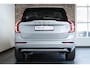 Volvo XC90 2.0 T8 Plug-in hybrid AWD Ultra Dark | Verwarmbare voorstoelen | Verwarmbaar stuurwiel | Ventileerbare voorstoelen | Massagefunctie voorstoelen | Verwarmbare achterbank | Premium Audio by Bowers & Wilkins | Luchtvering | Rondom zichtcamera  | Semi elektrische trekhaak | 21 inch Lichtmetalen velgen