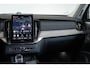 Volvo XC90 2.0 T8 Plug-in hybrid AWD Ultra Dark | Verwarmbare voorstoelen | Verwarmbaar stuurwiel | Ventileerbare voorstoelen | Massagefunctie voorstoelen | Verwarmbare achterbank | Premium Audio by Bowers & Wilkins | Luchtvering | Rondom zichtcamera  | Semi elektrische trekhaak | 21 inch Lichtmetalen velgen