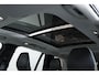 Volvo XC90 2.0 T8 Plug-in hybrid AWD Ultra Dark | Verwarmbare voorstoelen | Verwarmbaar stuurwiel | Ventileerbare voorstoelen | Massagefunctie voorstoelen | Verwarmbare achterbank | Premium Audio by Bowers & Wilkins | Luchtvering | Rondom zichtcamera  | Semi elektrische trekhaak | 21 inch Lichtmetalen velgen