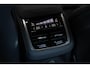 Volvo XC90 2.0 T8 Plug-in hybrid AWD Ultra Dark | Verwarmbare voorstoelen | Verwarmbaar stuurwiel | Ventileerbare voorstoelen | Massagefunctie voorstoelen | Verwarmbare achterbank | Premium Audio by Bowers & Wilkins | Luchtvering | Rondom zichtcamera  | Semi elektrische trekhaak | 21 inch Lichtmetalen velgen