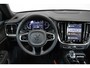 Volvo V60 2.0 T6 Plug-in hybrid AWD Plus Dark | Elek. Glazen Panoramdak | Verwarmbare Voorstoelen (met geheugen), Stuurwiel en Achterbank | Semi-Elektrische Trekhaak | Verwarmbare Voorruit | Premium Audio by Harman Kardon | 360-Camera
