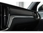 Volvo V60 2.0 T6 Plug-in hybrid AWD Plus Dark | Verwarmbare Voorstoelen (met geheugen), Stuurwiel en Achterbank | Semi-Elektrische Trekhaak | Verwarmbare Voorruit | Premium Audio by Harman Kardon | 360-Camera