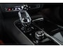 Volvo V60 2.0 T6 Plug-in hybrid AWD Plus Dark | Verwarmbare Voorstoelen (met geheugen), Stuurwiel en Achterbank | Semi-Elektrische Trekhaak | Verwarmbare Voorruit | Premium Audio by Harman Kardon | 360-Camera