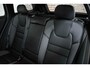 Volvo V60 2.0 T6 Plug-in hybrid AWD Plus Dark | Verwarmbare Voorstoelen (met geheugen), Stuurwiel en Achterbank | Semi-Elektrische Trekhaak | Verwarmbare Voorruit | Premium Audio by Harman Kardon | 360-Camera