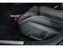 Volvo V60 2.0 T6 Plug-in hybrid AWD Plus Dark | Verwarmbare Voorstoelen (met geheugen), Stuurwiel en Achterbank | Semi-Elektrische Trekhaak | Verwarmbare Voorruit | Premium Audio by Harman Kardon | 360-Camera