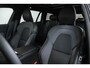 Volvo V60 2.0 T6 Plug-in hybrid AWD Plus Dark | Elek. Glazen Panoramdak | Verwarmbare Voorstoelen (met geheugen), Stuurwiel en Achterbank | Semi-Elektrische Trekhaak | Verwarmbare Voorruit | Premium Audio by Harman Kardon | 360-Camera