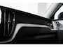 Volvo XC60 B5 Inscription | Luchtvering | Bowers & Wilkins Premium Audio | Panoramadak | Electrische Bedienbare Voorstoelen | Parkeerverwarming | 360° Parkeercamera | Gelamineerde Zijruiten | 20'' Lichtmetalen velgen | BLIS | Adaptive Cruise Control |